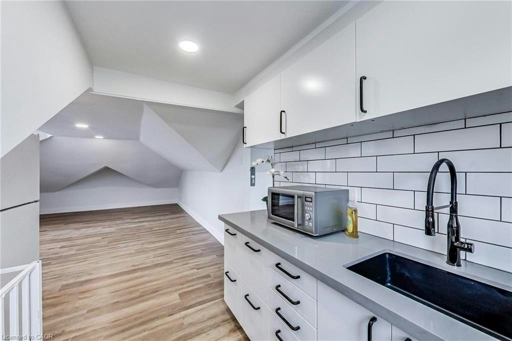 4-102 West Avenue S, Hamilton, ON, L8N 2S3 - 10