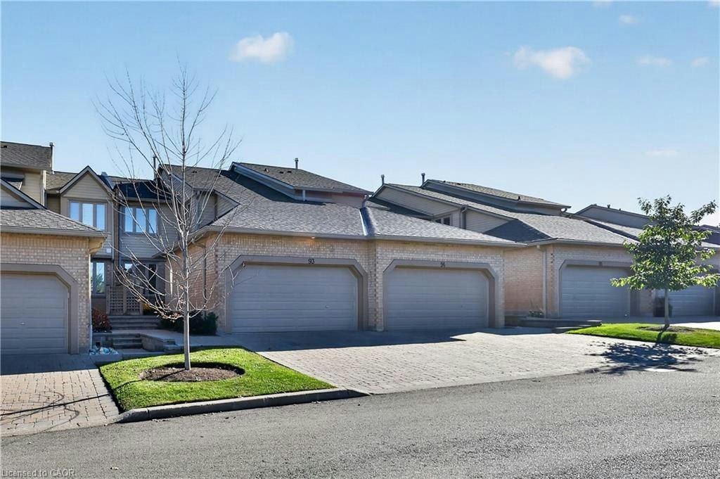 93-1725 The Chase, Mississauga, ON, L5M 4N3