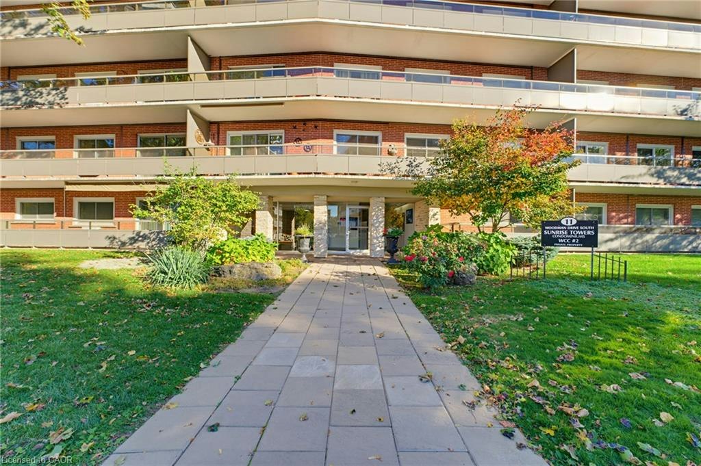 210-11 Woodman Drive S, Hamilton, ON, L8K 4E3