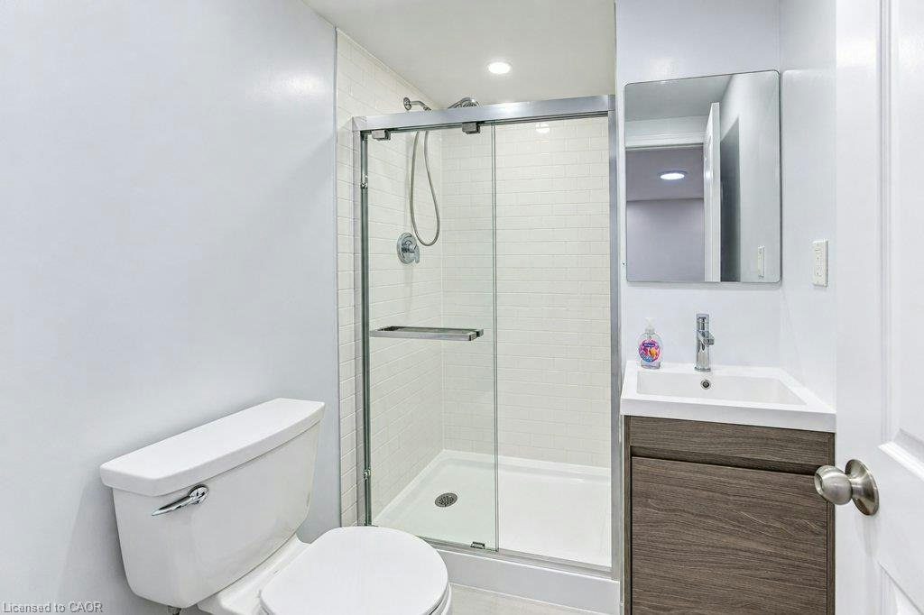 11-14-20 Brubacher Street, Kitchener, ON, N2H 2V9 - 9