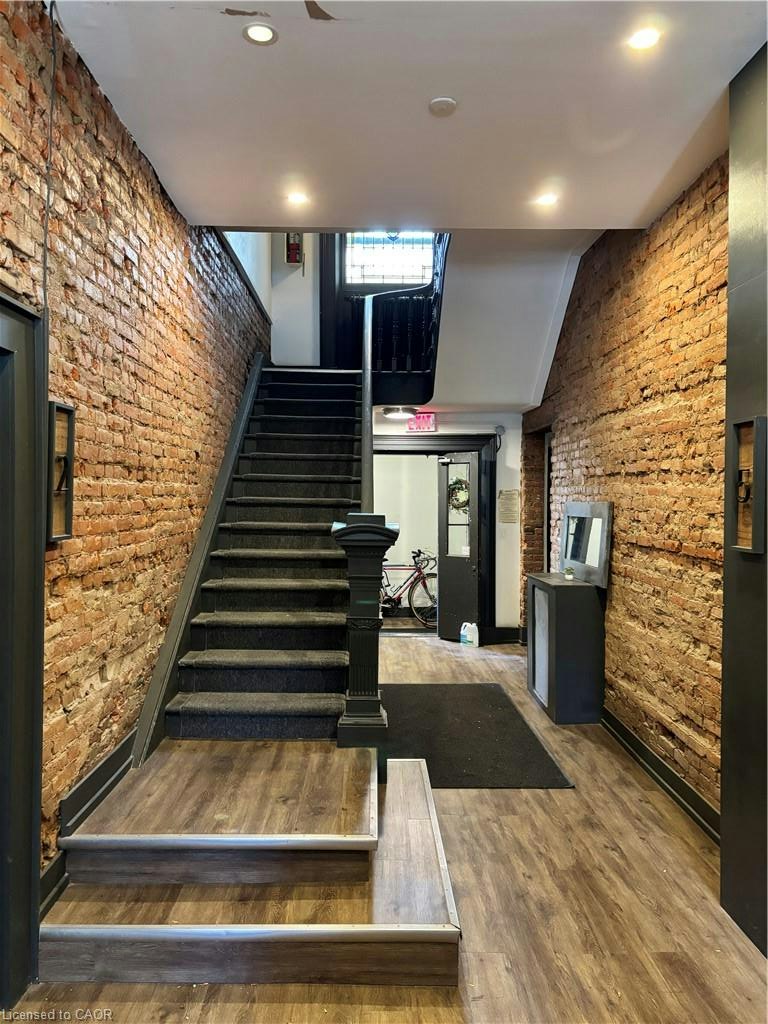 12-123 Macnab Street S, Hamilton, ON, L8P 3C2 - 4