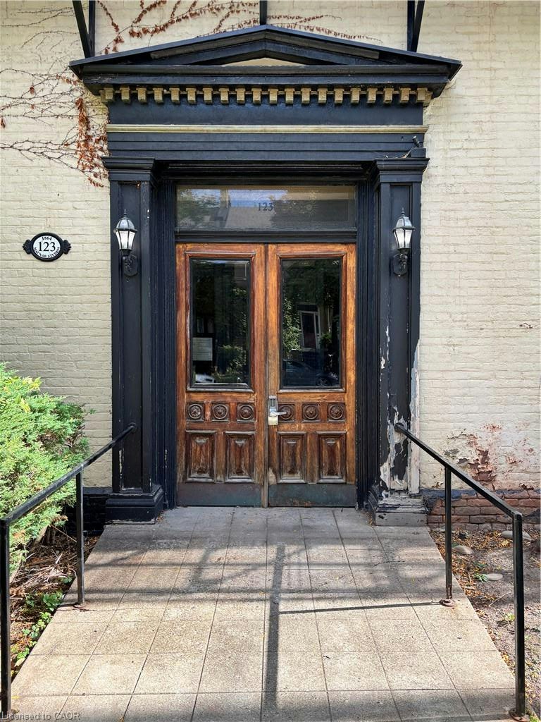 12-123 Macnab Street S, Hamilton, ON, L8P 3C2 - 3