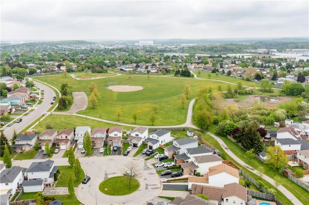 Upper-48 White Sands (Upper) Court, Kitchener, ON, N2E 3S4 - 35