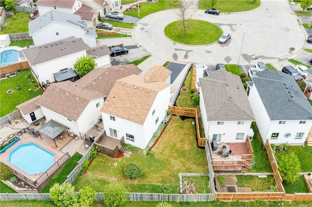 Upper-48 White Sands (Upper) Court, Kitchener, ON, N2E 3S4 - 36