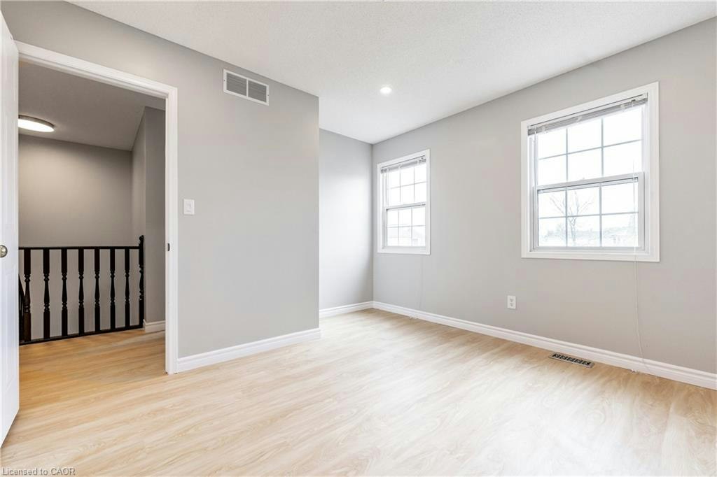 Upper-48 White Sands (Upper) Court, Kitchener, ON, N2E 3S4 - 21