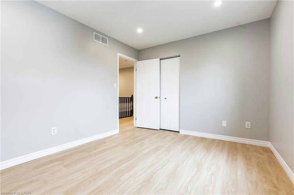 Upper-48 White Sands (Upper) Court, Kitchener, ON, N2E 3S4 - 19