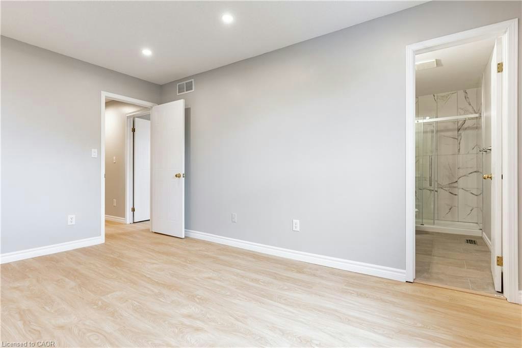 Upper-48 White Sands (Upper) Court, Kitchener, ON, N2E 3S4 - 17