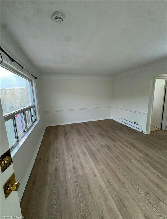 5-51 King Street E, Hamilton, ON, L8G 1J9 - 2