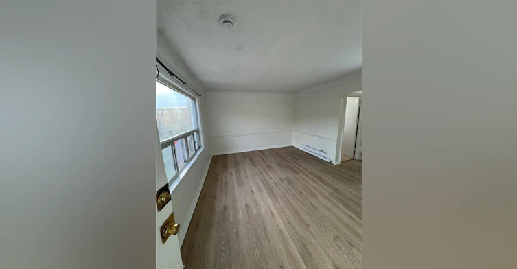 5-51 King Street E, Hamilton, ON, L8G 1J9 - 2