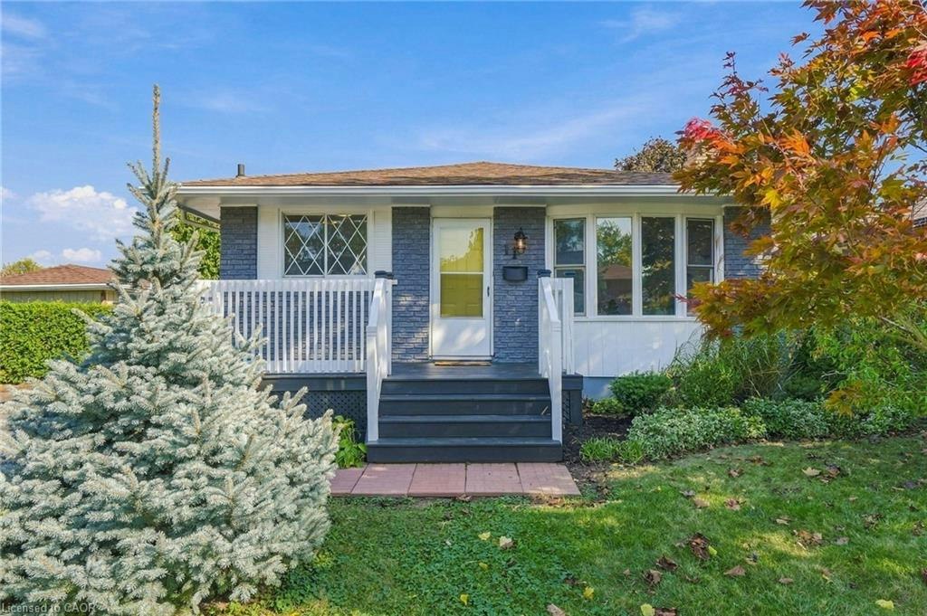 11 Dawn Road, St. Catharines, ON, L2N 4M7