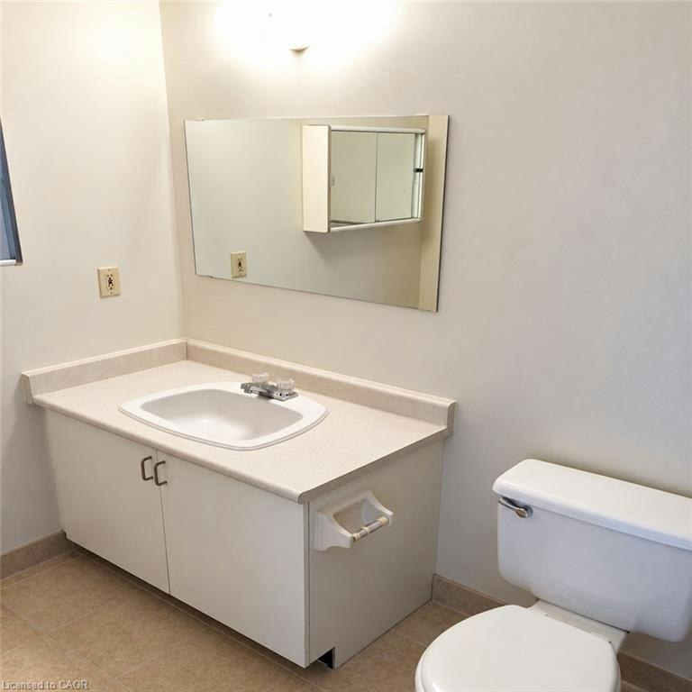 209-288 Grays Road, Hamilton, ON, L8E 1V5 - 5