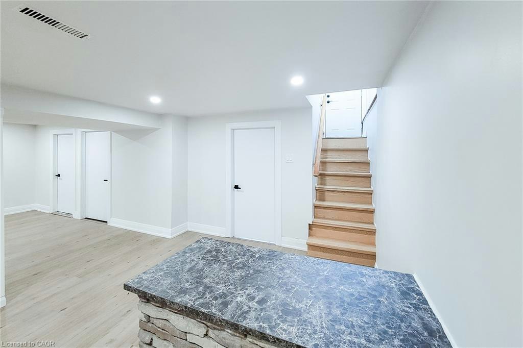 220 Winona Road, Hamilton, ON, L8E 5K4 - 37