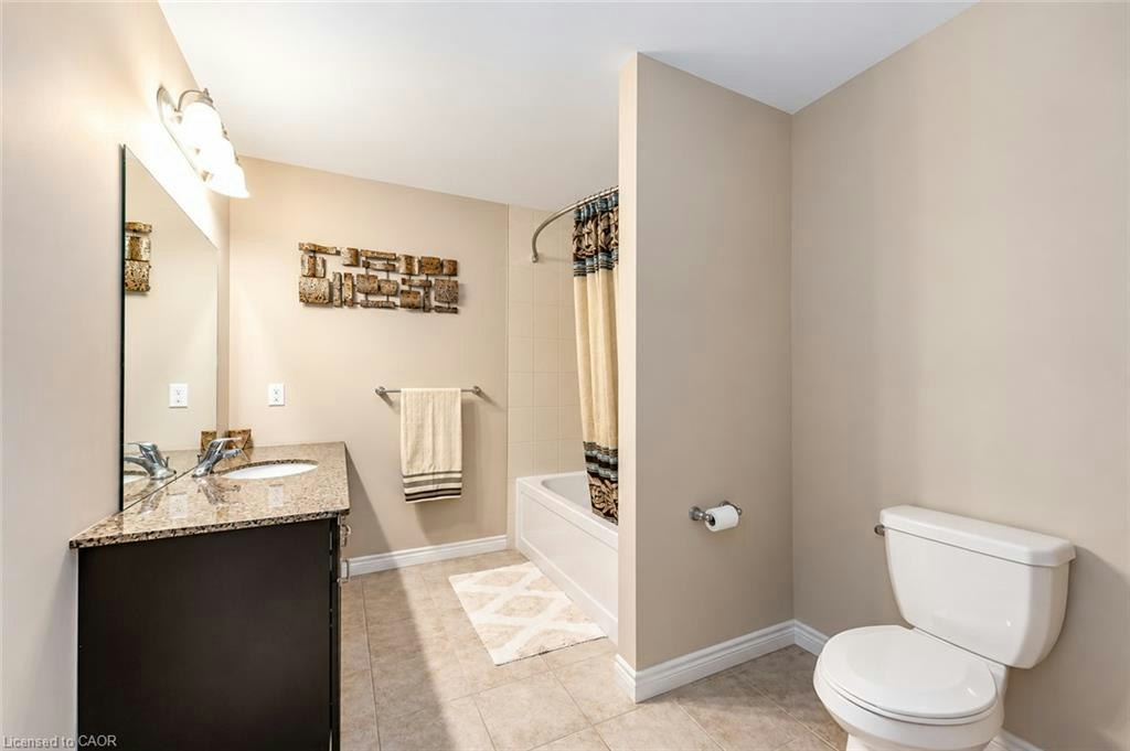 Upper-243 Greenwater Place, Kitchener, ON, N2R 0H1 - 21