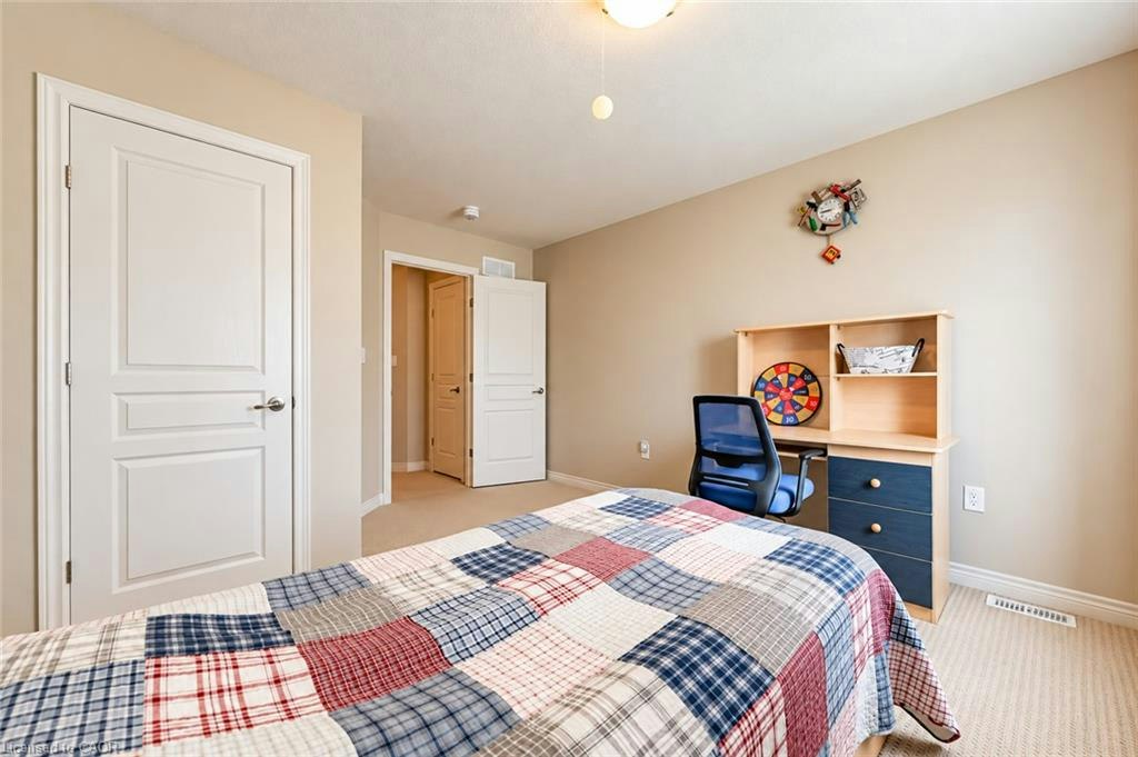 Upper-243 Greenwater Place, Kitchener, ON, N2R 0H1 - 20