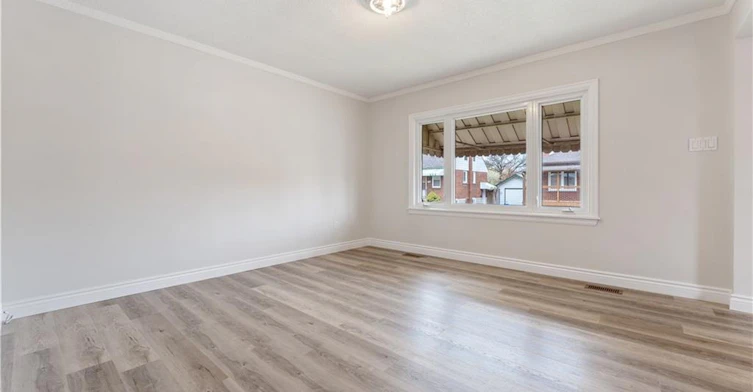 Main Floor-65 East 11th Street, Hamilton, ON, L9A 3T3 - 8