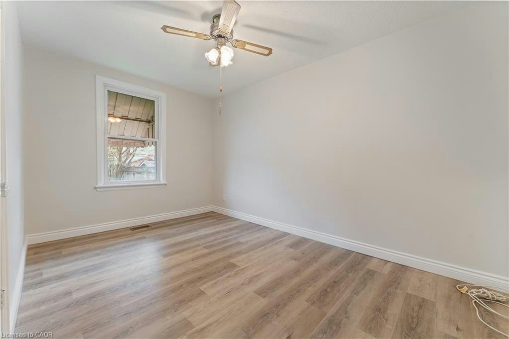 Main Floor-65 East 11th Street, Hamilton, ON, L9A 3T3 - 13