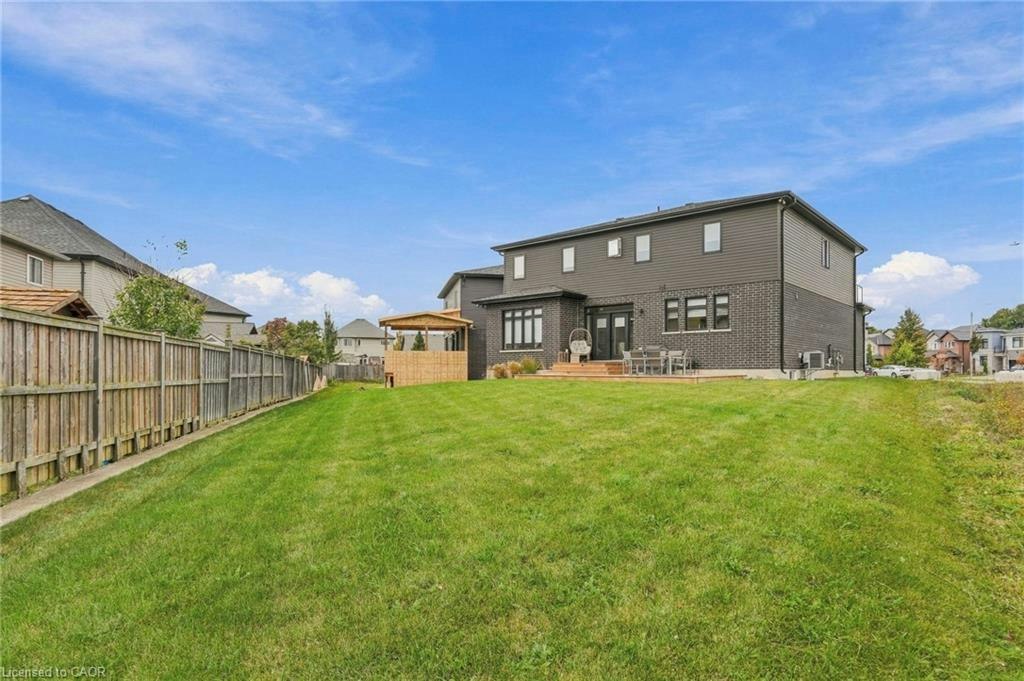 15 Saint Anthony Place, Hamilton, ON, L9C 0E4 - 46