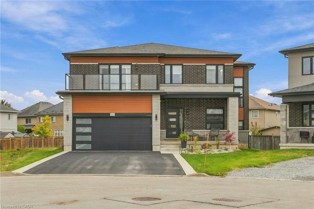 15 Saint Anthony Place, Hamilton, ON, L9C 0E4
