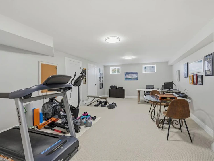 15 Saint Anthony Place, Hamilton, ON, L9C 0E4 - 40