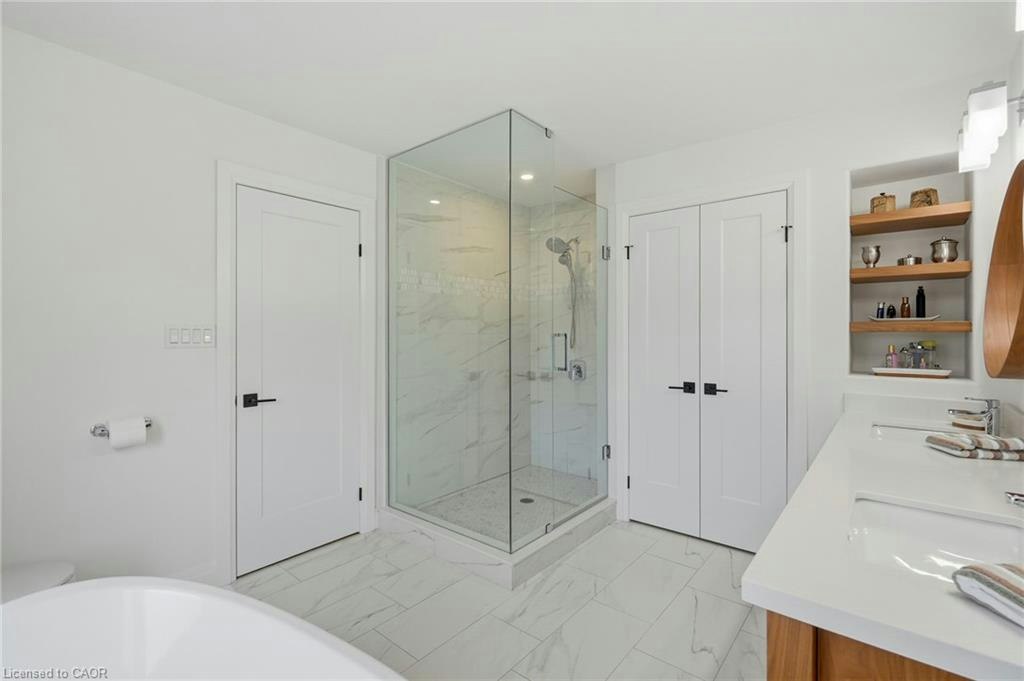 15 Saint Anthony Place, Hamilton, ON, L9C 0E4 - 26