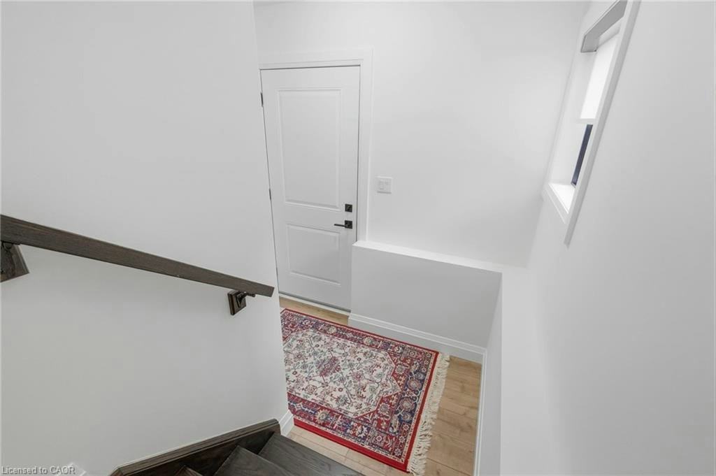 15 Saint Anthony Place, Hamilton, ON, L9C 0E4 - 36