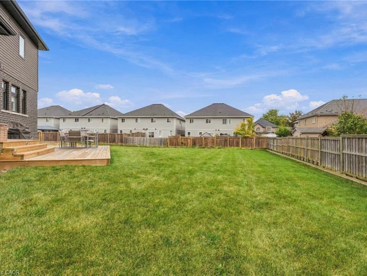15 Saint Anthony Place, Hamilton, ON, L9C 0E4 - 44