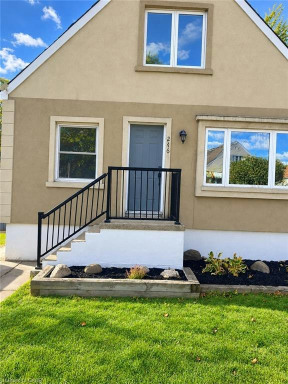 MAIN-246 East 27th Street, Hamilton, ON, L8V 3G4 - 2