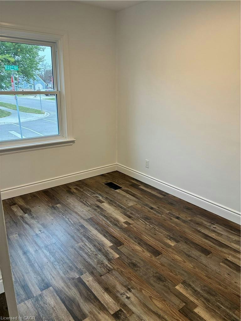 MAIN-246 East 27th Street, Hamilton, ON, L8V 3G4 - 7