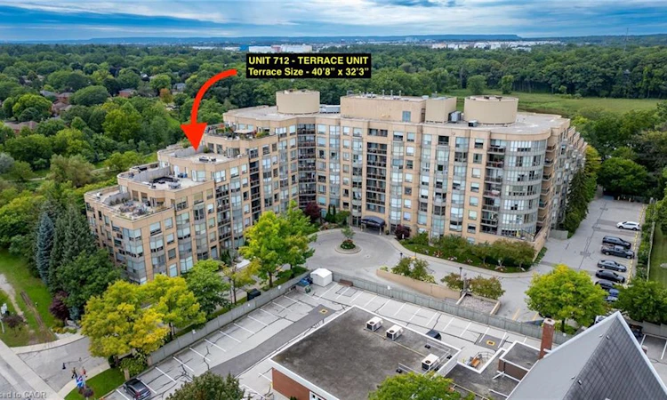 712-2511 Lakeshore Road W