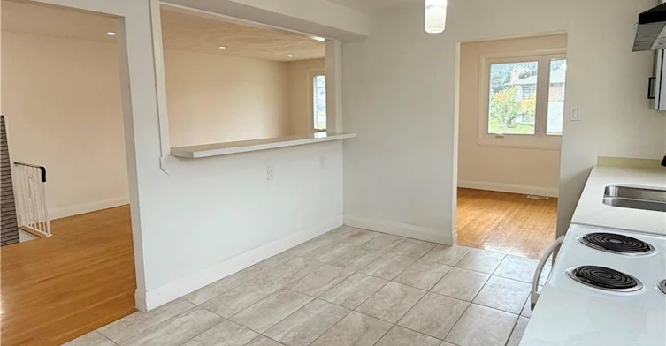 11 Glenmurray Court, Hamilton, ON, L8K 5Y3 - 13