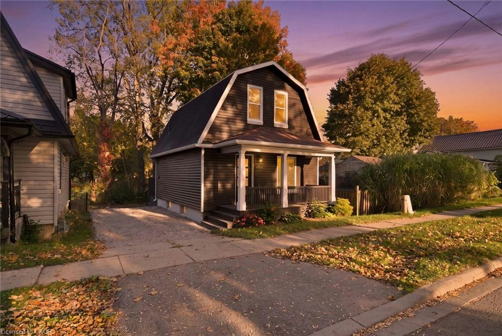 217 Queen Street N, Norfolk County, ON, N3Y 3Y8