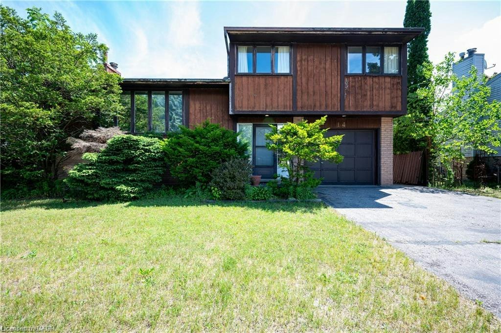 14 Briar Knoll Place, Kitchener, ON, N2E 2B9