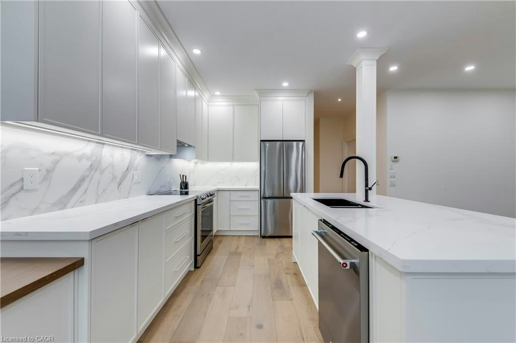 2364 Hilda Drive, Oakville, ON, L6H 7M9 - 13