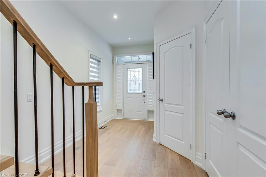 2364 Hilda Drive, Oakville, ON, L6H 7M9 - 4