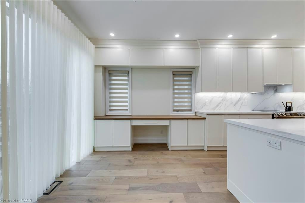 2364 Hilda Drive, Oakville, ON, L6H 7M9 - 12