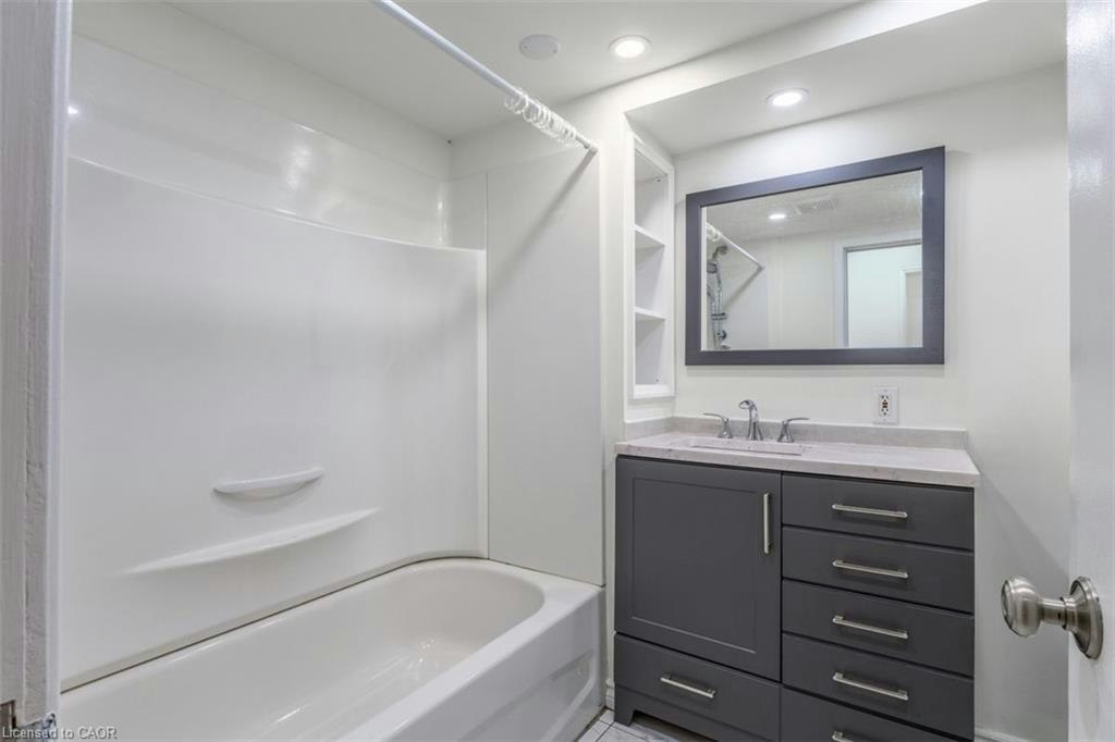 Lower-2142 Parkway Drive, Burlington, ON, L7P 1S6 - 20