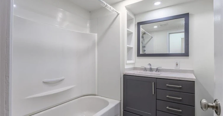 Lower-2142 Parkway Drive, Burlington, ON, L7P 1S6 - 20