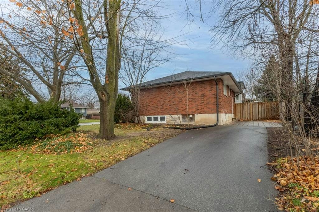 Lower-2142 Parkway Drive, Burlington, ON, L7P 1S6 - 2