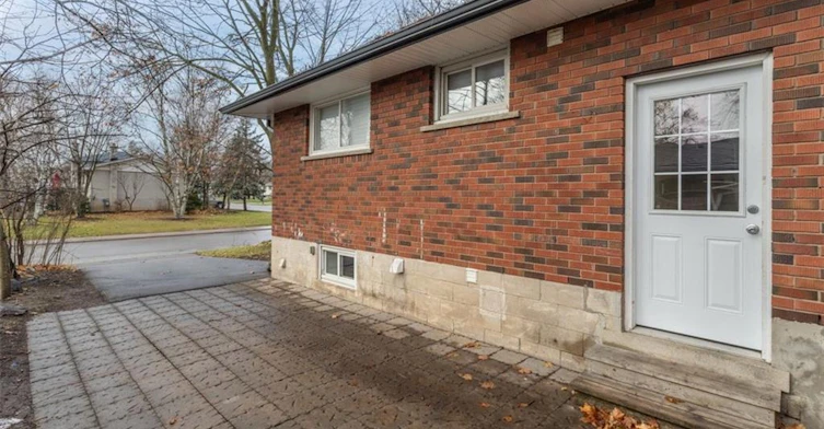 Lower-2142 Parkway Drive, Burlington, ON, L7P 1S6 - 4