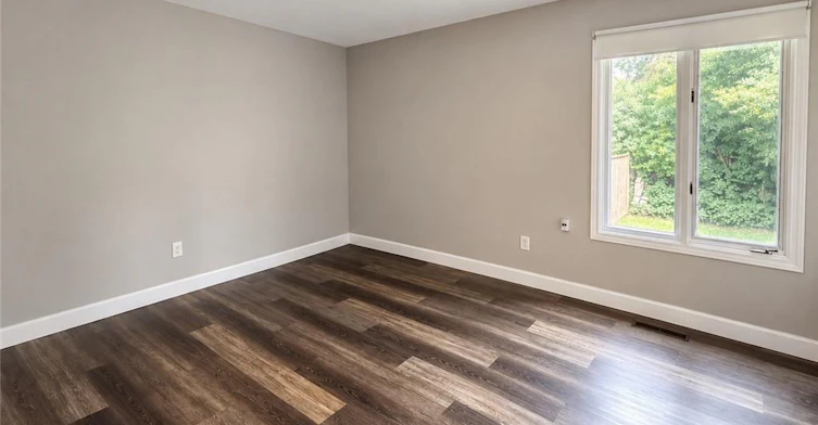 UPPER LEVEL-63 Sanatorium Road, Hamilton, ON, L9C 1Y4 - 21