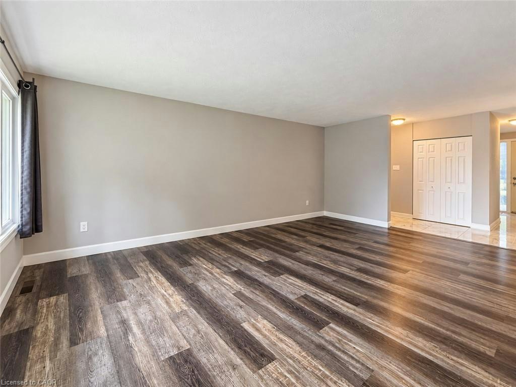UPPER LEVEL-63 Sanatorium Road, Hamilton, ON, L9C 1Y4 - 6