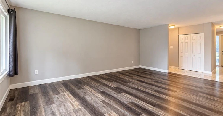 UPPER LEVEL-63 Sanatorium Road, Hamilton, ON, L9C 1Y4 - 6