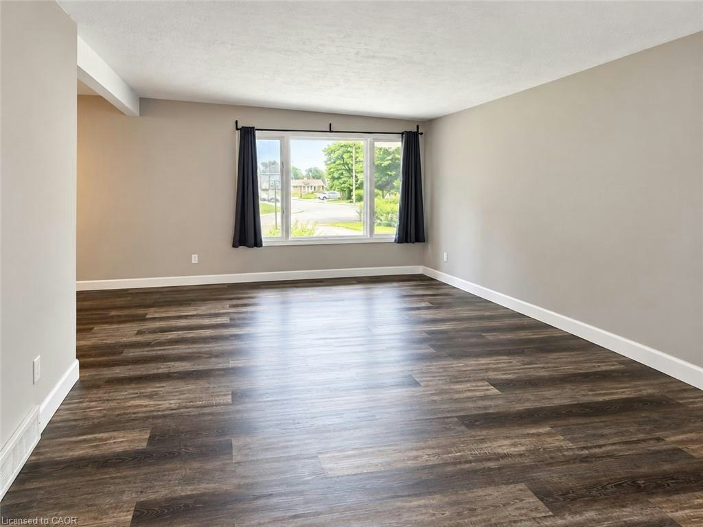 UPPER LEVEL-63 Sanatorium Road, Hamilton, ON, L9C 1Y4 - 5