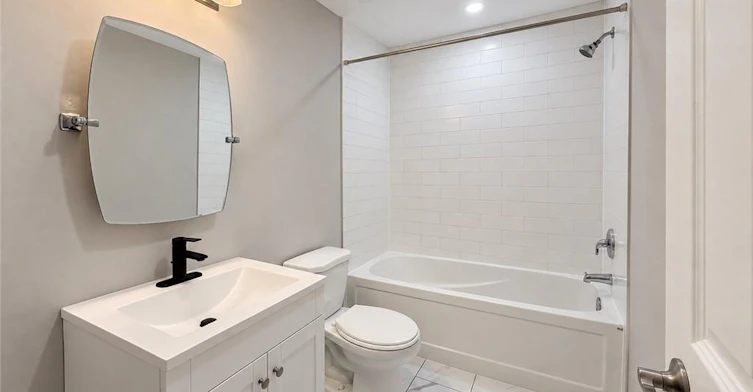 UPPER LEVEL-63 Sanatorium Road, Hamilton, ON, L9C 1Y4 - 23