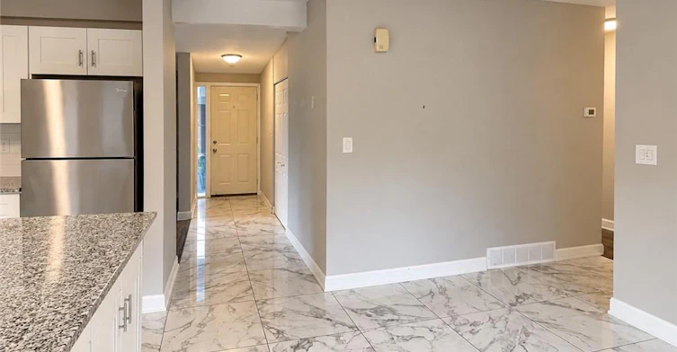 UPPER LEVEL-63 Sanatorium Road, Hamilton, ON, L9C 1Y4 - 17