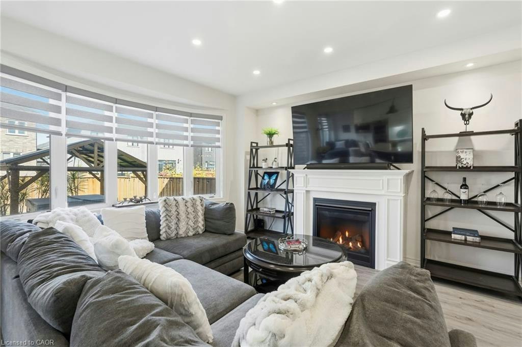 193 Whittington Drive, Hamilton, ON, L9K 0H6 - 6