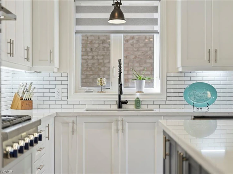 193 Whittington Drive, Hamilton, ON, L9K 0H6 - 9