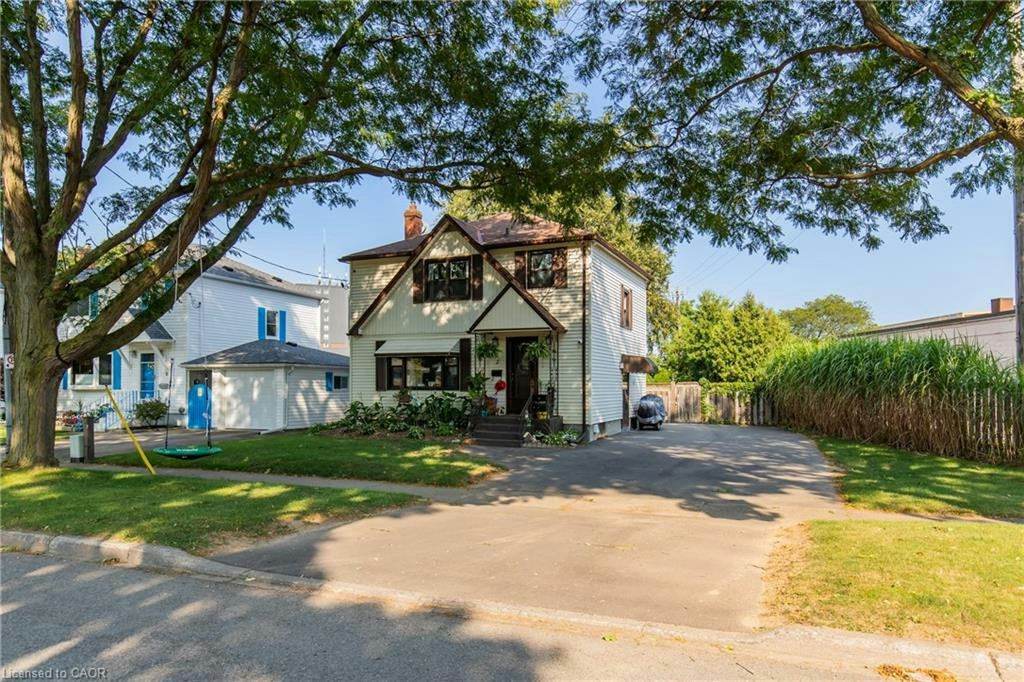 C-2 Thorndale Avenue, St. Catharines, ON, L2R 6A3