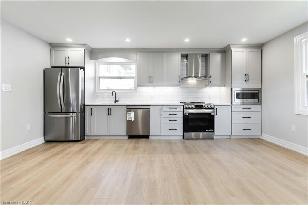 C-2 Thorndale Avenue, St. Catharines, ON, L2R 6A3 - 9
