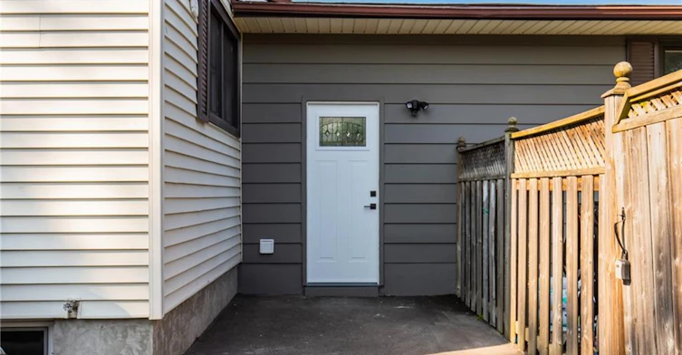 C-2 Thorndale Avenue, St. Catharines, ON, L2R 6A3 - 4